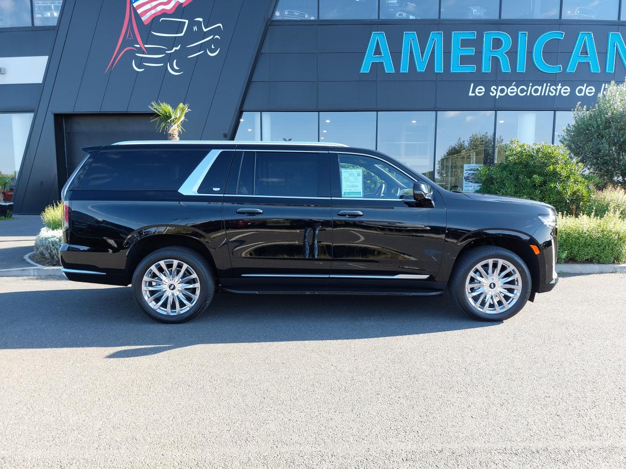 CADILLAC ESCALADE ESV Premium V8 6.2L