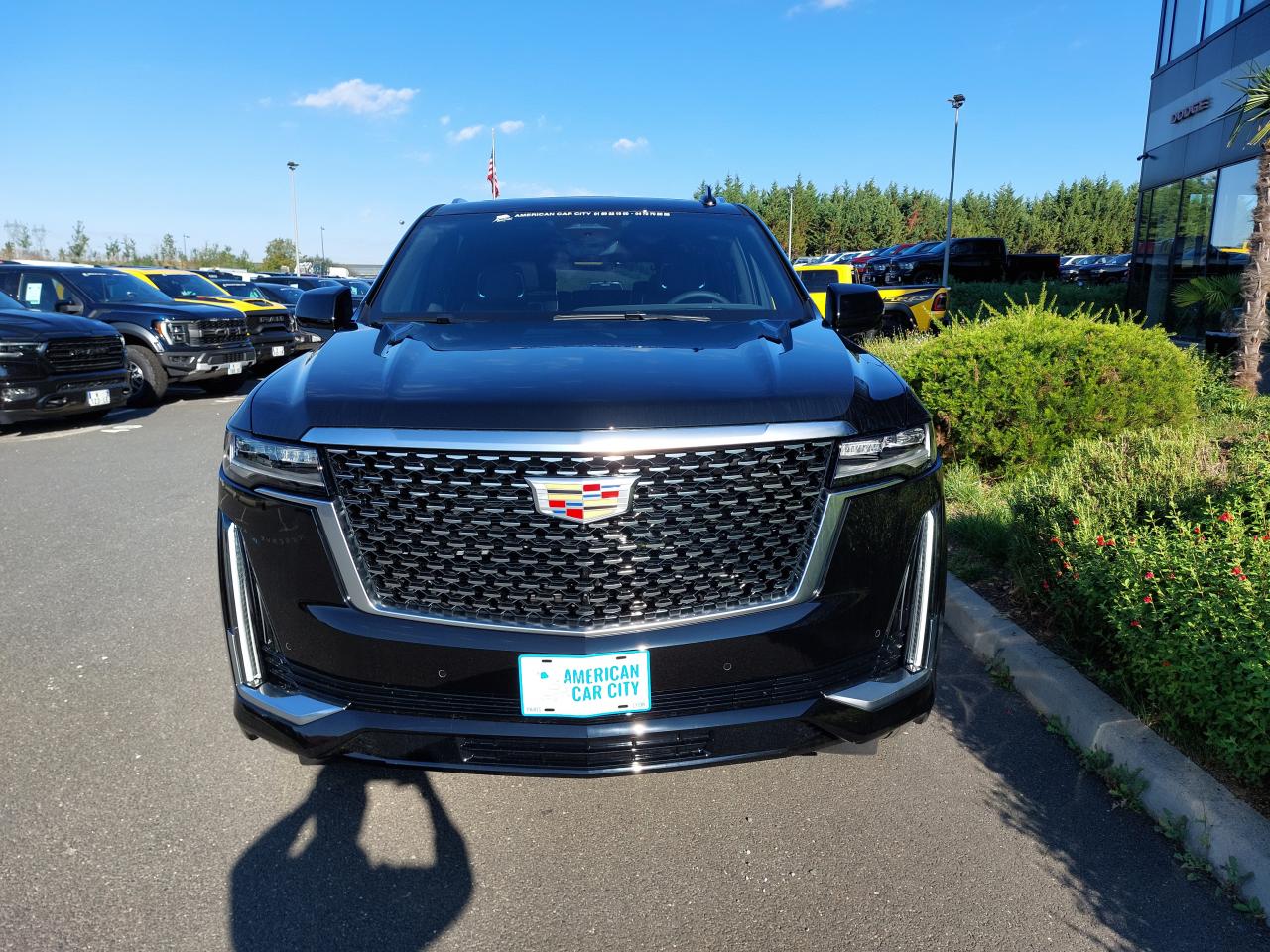 CADILLAC ESCALADE ESV Premium V8 6.2L