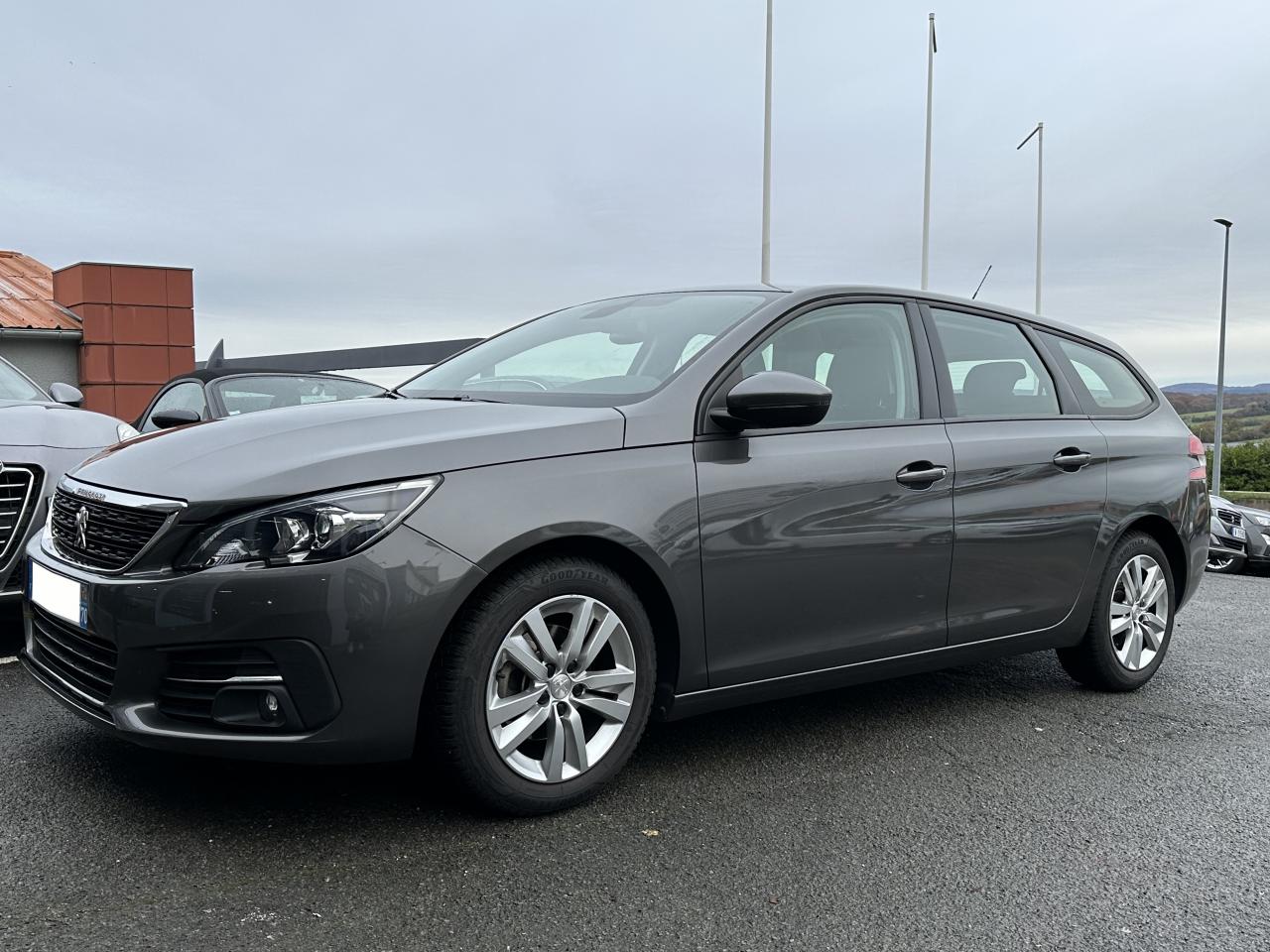PEUGEOT-308 SW-1.6 BlueHDi 120 CV  10-2017 Active Business TVA-1 ère MAIN