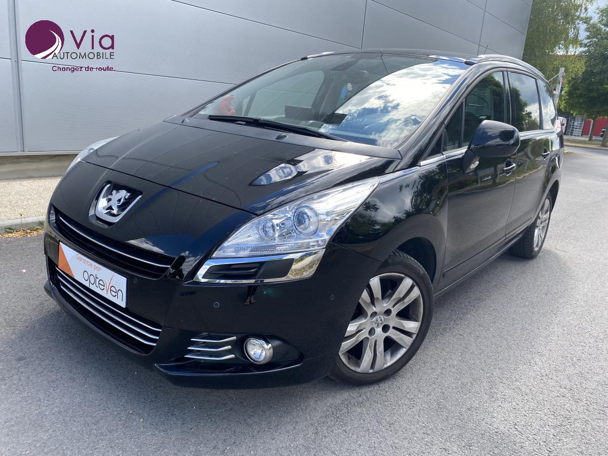 PEUGEOT-5008- 2.0 HDi 150 Allure 7 places