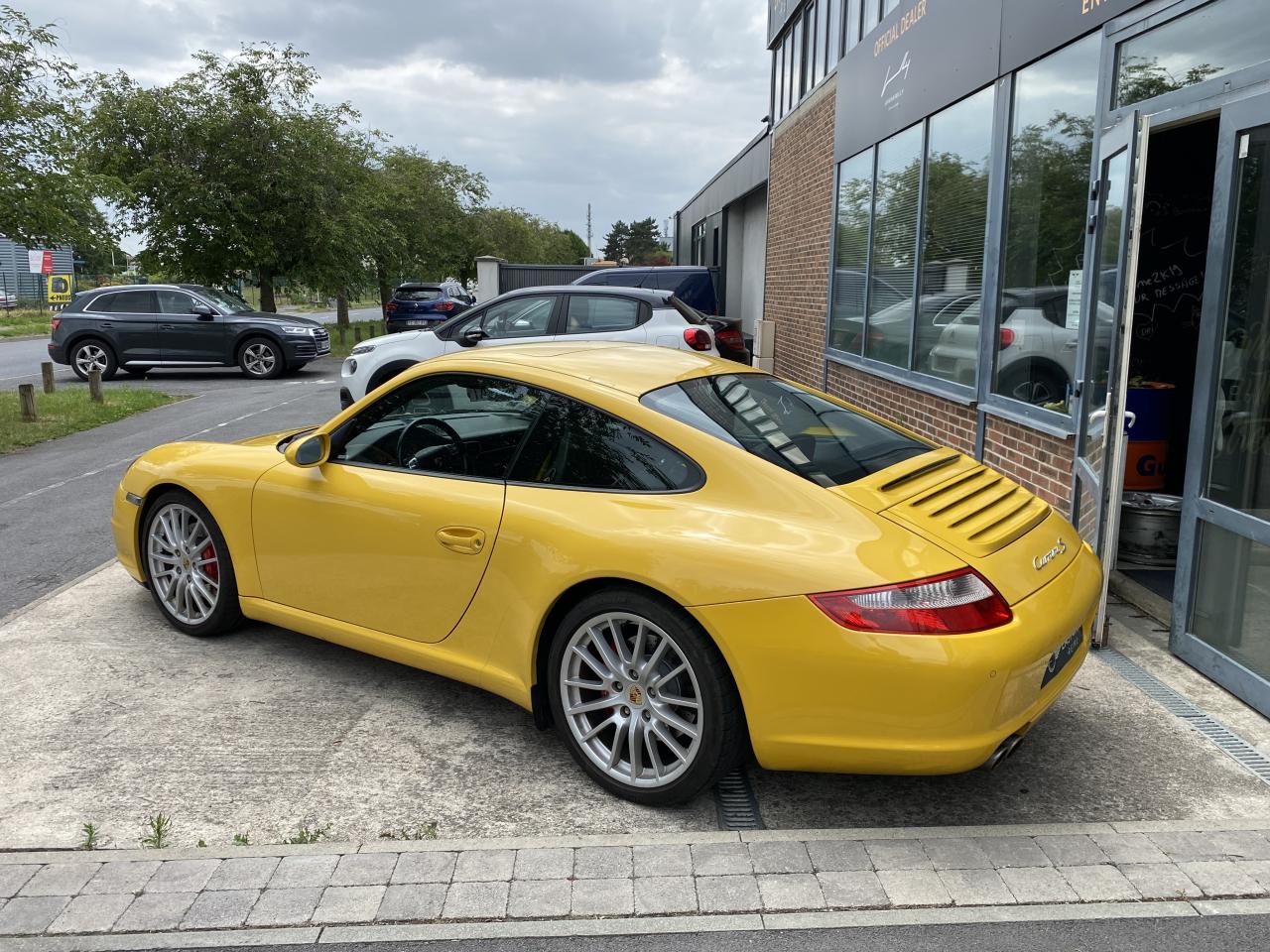 easy-cars-reims-porsche-911-3-8i-bva-tiptronic-type-997-coupe
