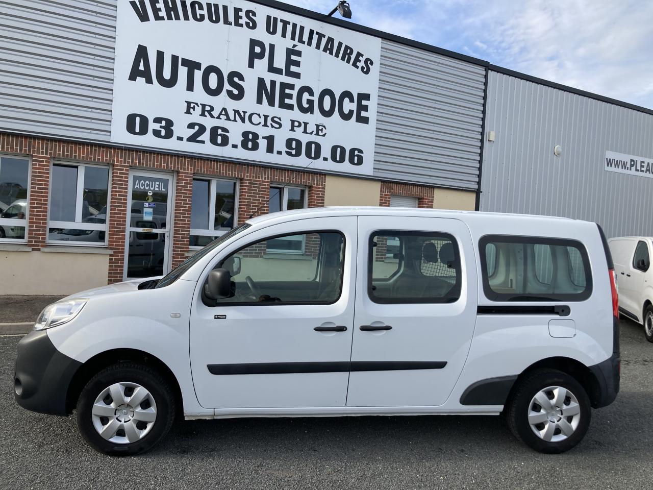 RENAULT-KANGOO-MAXI 110 DCI GRAND CONFORT CABINE APPROFONDIE 5 PLACES MOTRICITE RENFORCEE